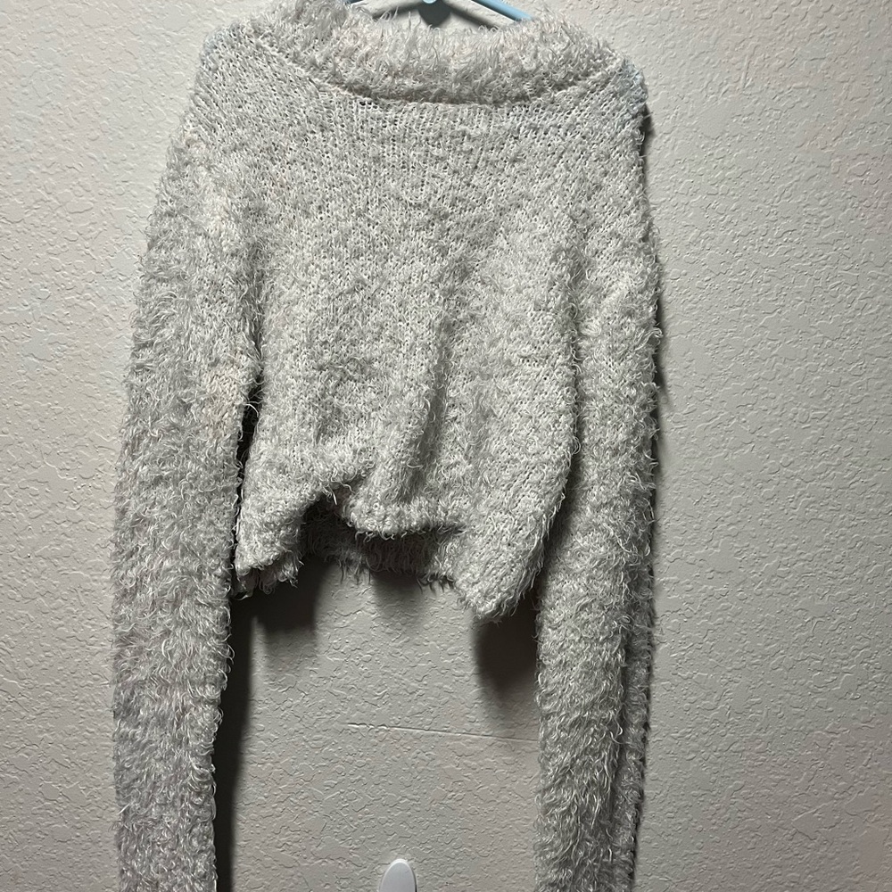 Cozy Cropped White Women's Sweater
